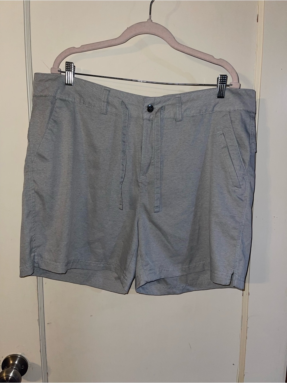 Magellan Outdoors Women's Light Gray Athletic Shorts